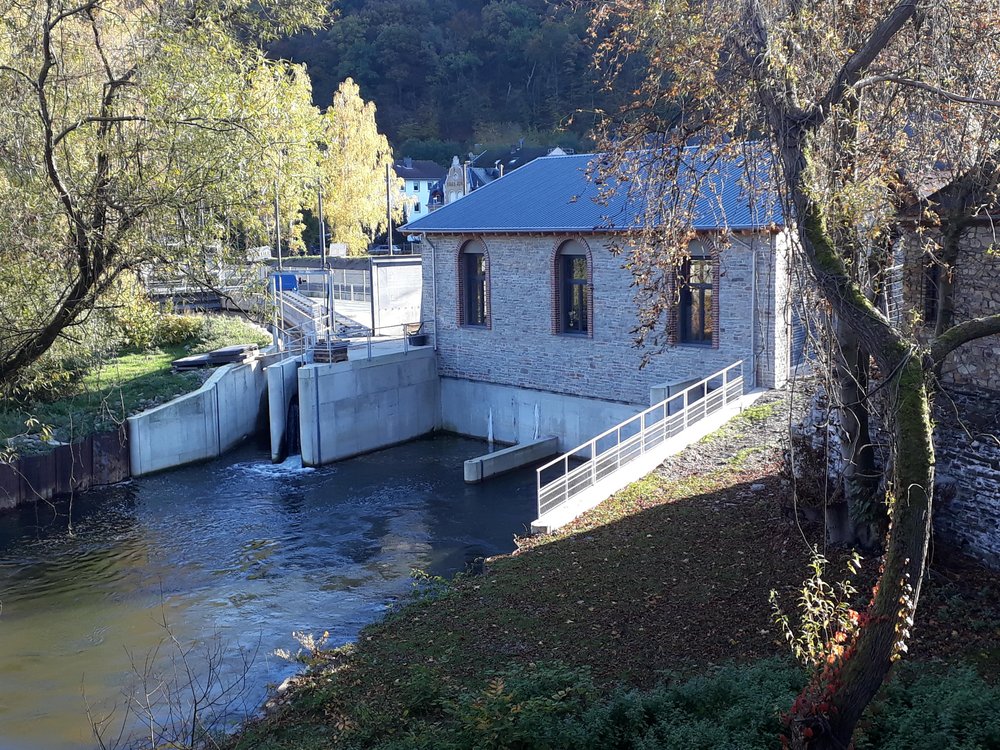Ostansicht des Wasserkraftwerks Silberau